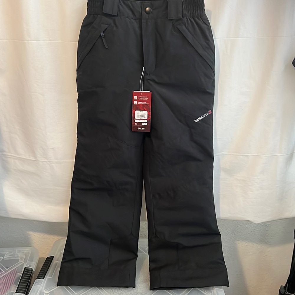 Swiss tech Boys ski pants.
